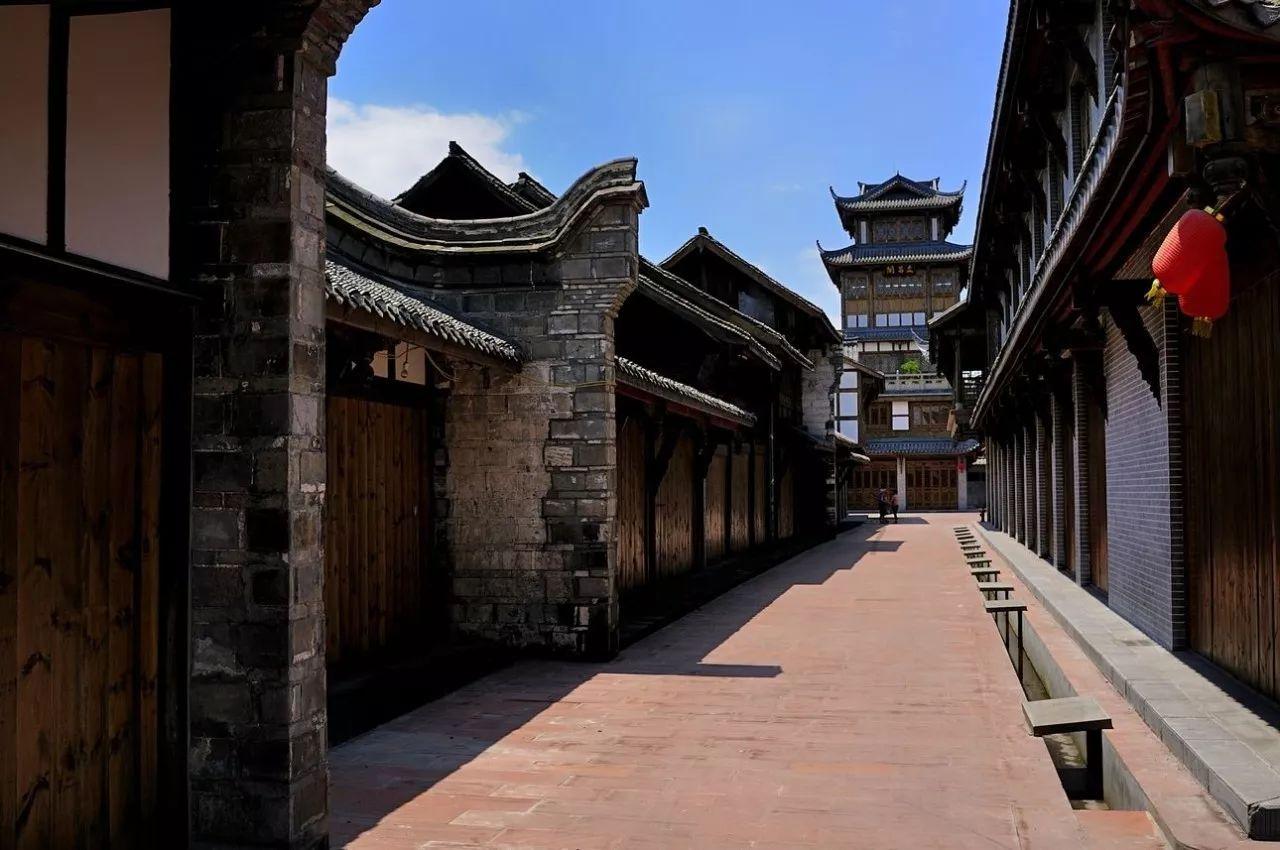 小小兵团